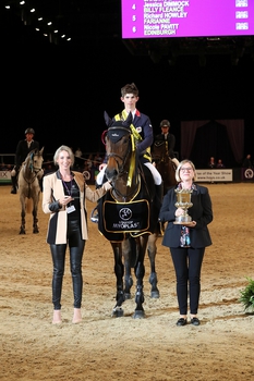 Oliver Tuff makes history to take the Equitop Myoplast Senior Foxhunter Championship Title
